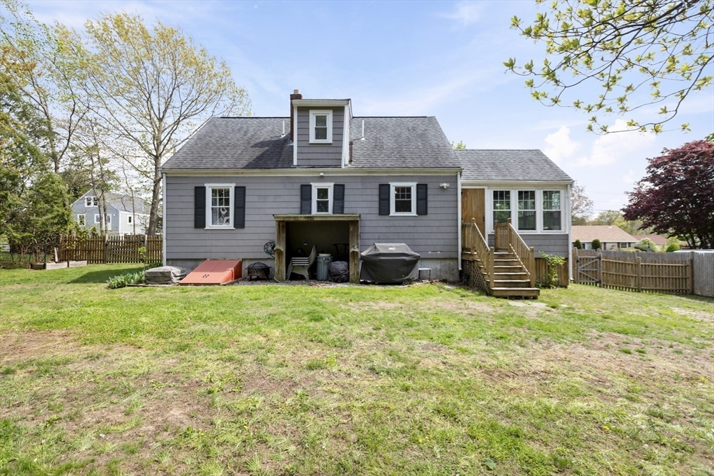 17 Melvern Rd, Abington, MA Photo #39