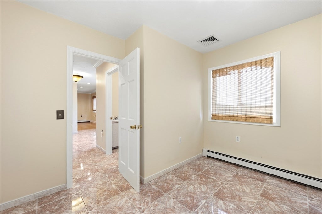 12 Parkway Dr, Saugus, MA, 12 Parkway Dr, Saugus, MA Photo #29