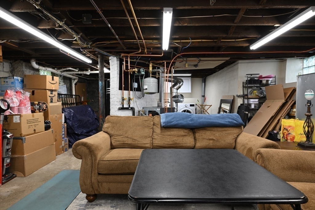 318 North Harvard ST, Boston, MA Photo #16