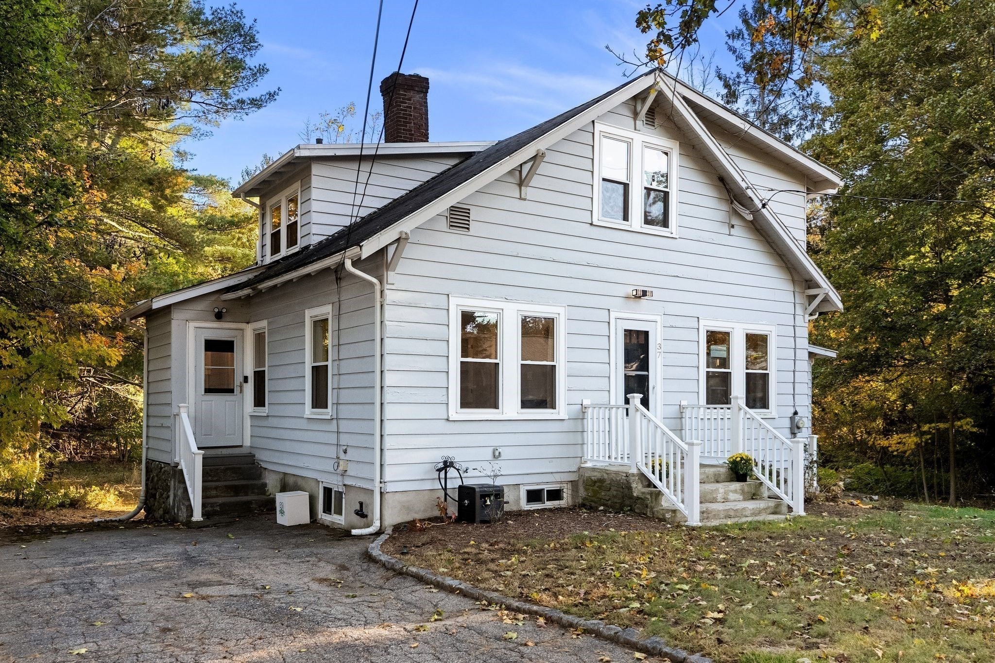 37 Old Randolph St, Canton, MA Photo #2