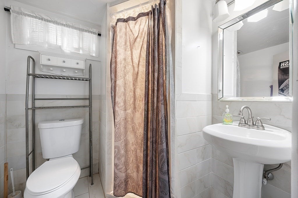36 Roman Dr, Shrewsbury, MA Photo #21