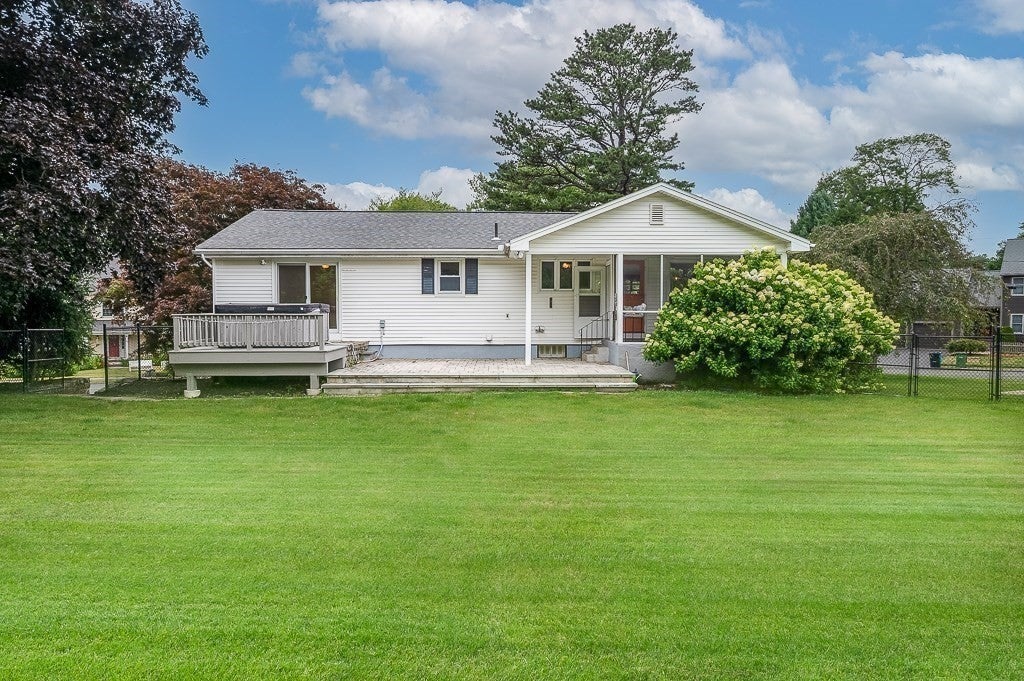 36 Roman Dr, Shrewsbury, MA Photo #26