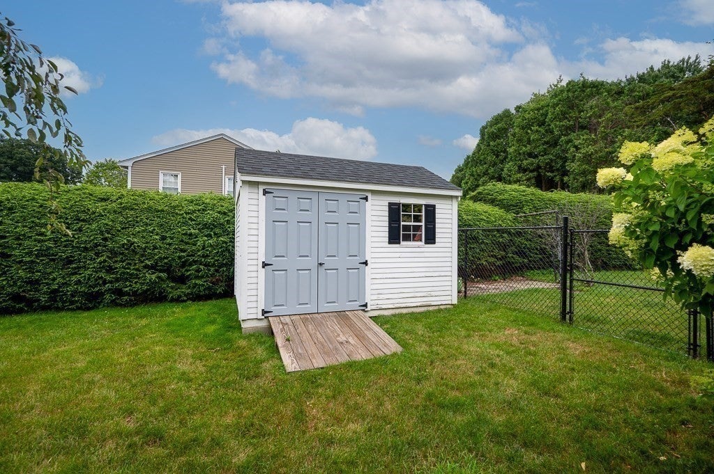 36 Roman Dr, Shrewsbury, MA Photo #27