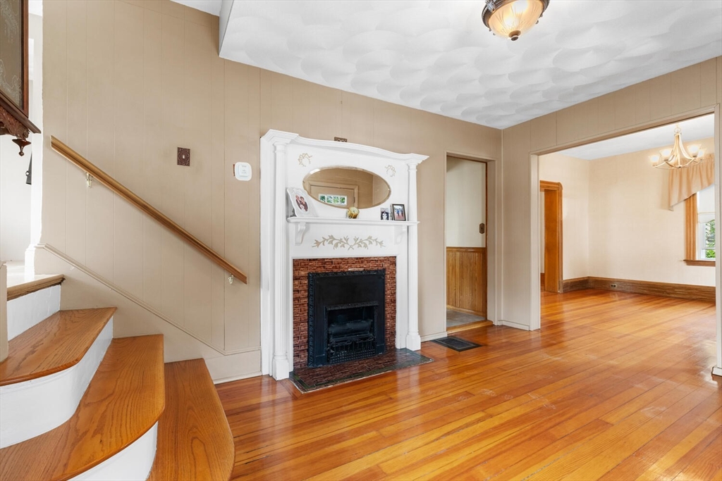 41 Mountain Ave