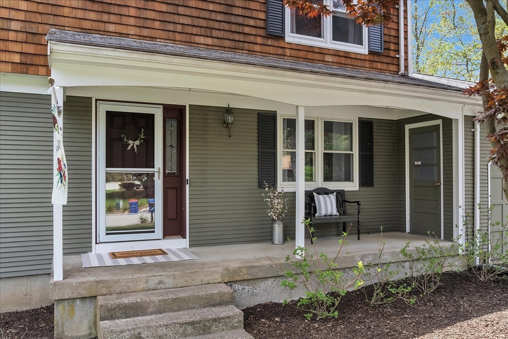 21 Edgewood Road, Seekonk, MA Photo #4