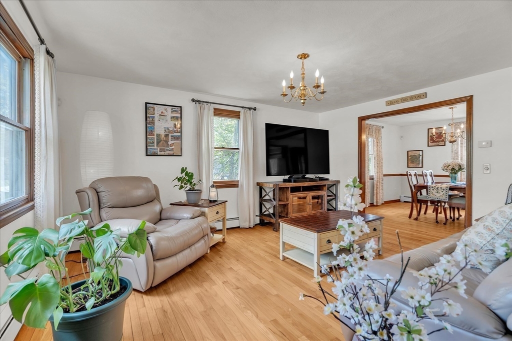 21 Edgewood Road, Seekonk, MA Photo #12