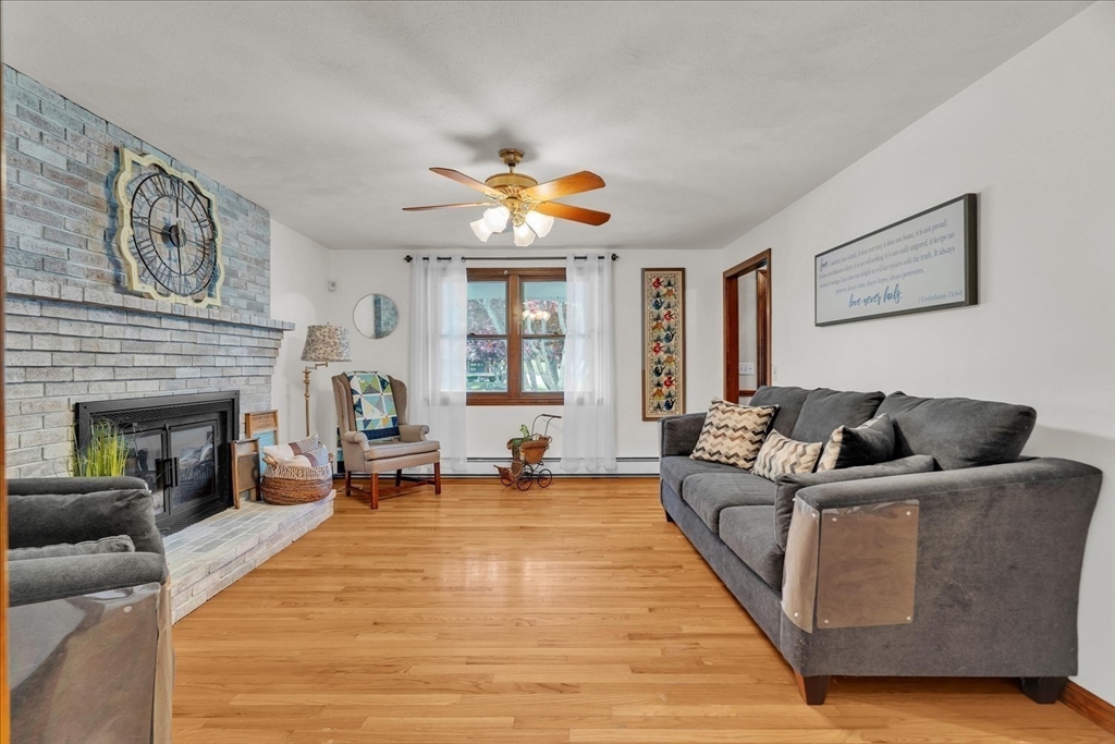 21 Edgewood Road, Seekonk, MA Photo #10