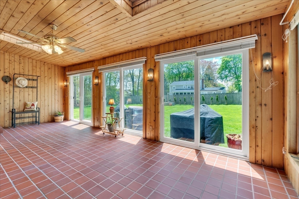 21 Edgewood Road, Seekonk, MA Photo #24