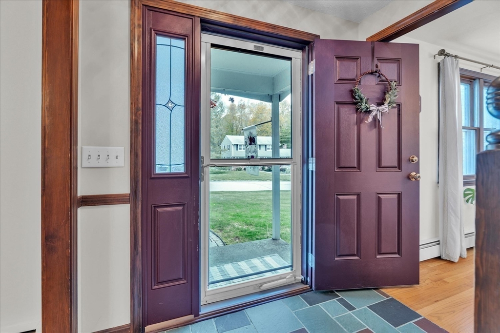 21 Edgewood Road, Seekonk, MA Photo #6