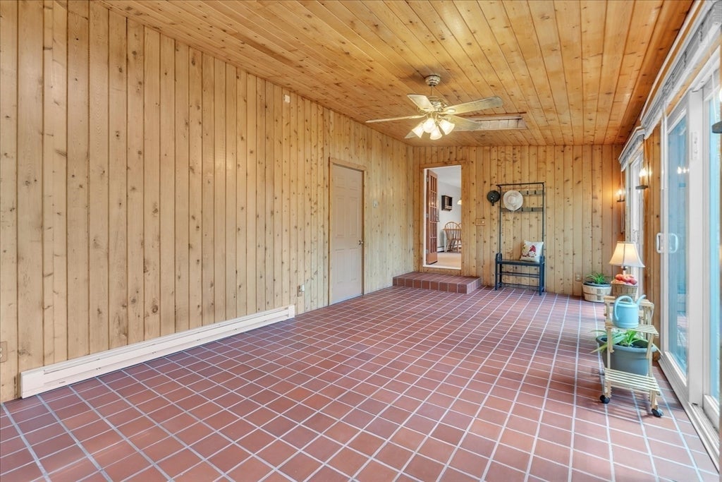 21 Edgewood Road, Seekonk, MA Photo #23