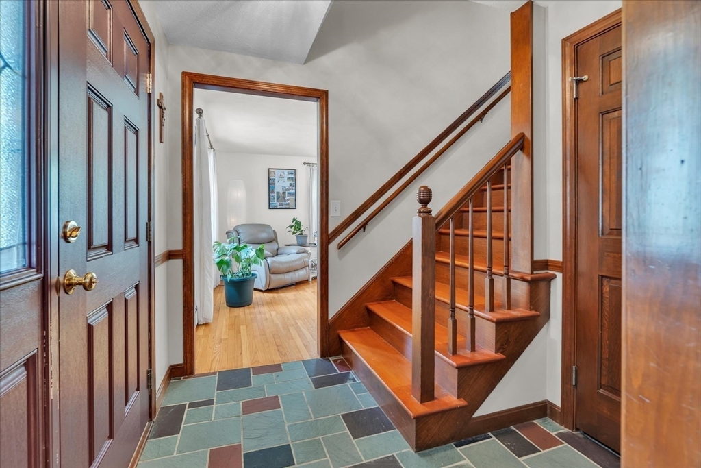 21 Edgewood Road, Seekonk, MA Photo #7