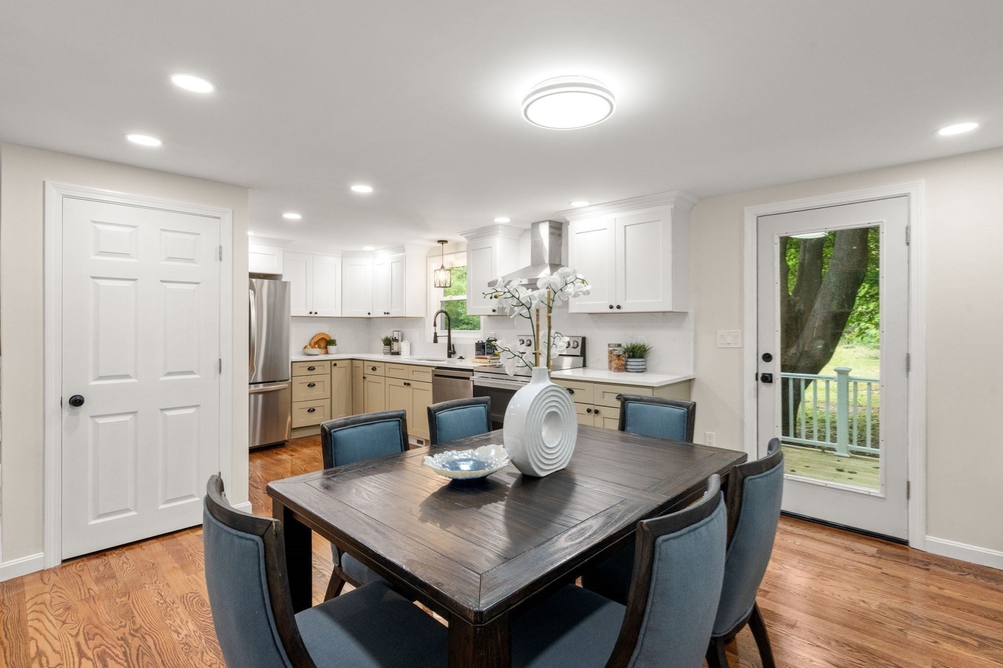 122 York St, Stoughton, MA, 122 York St, Stoughton, MA Photo #11