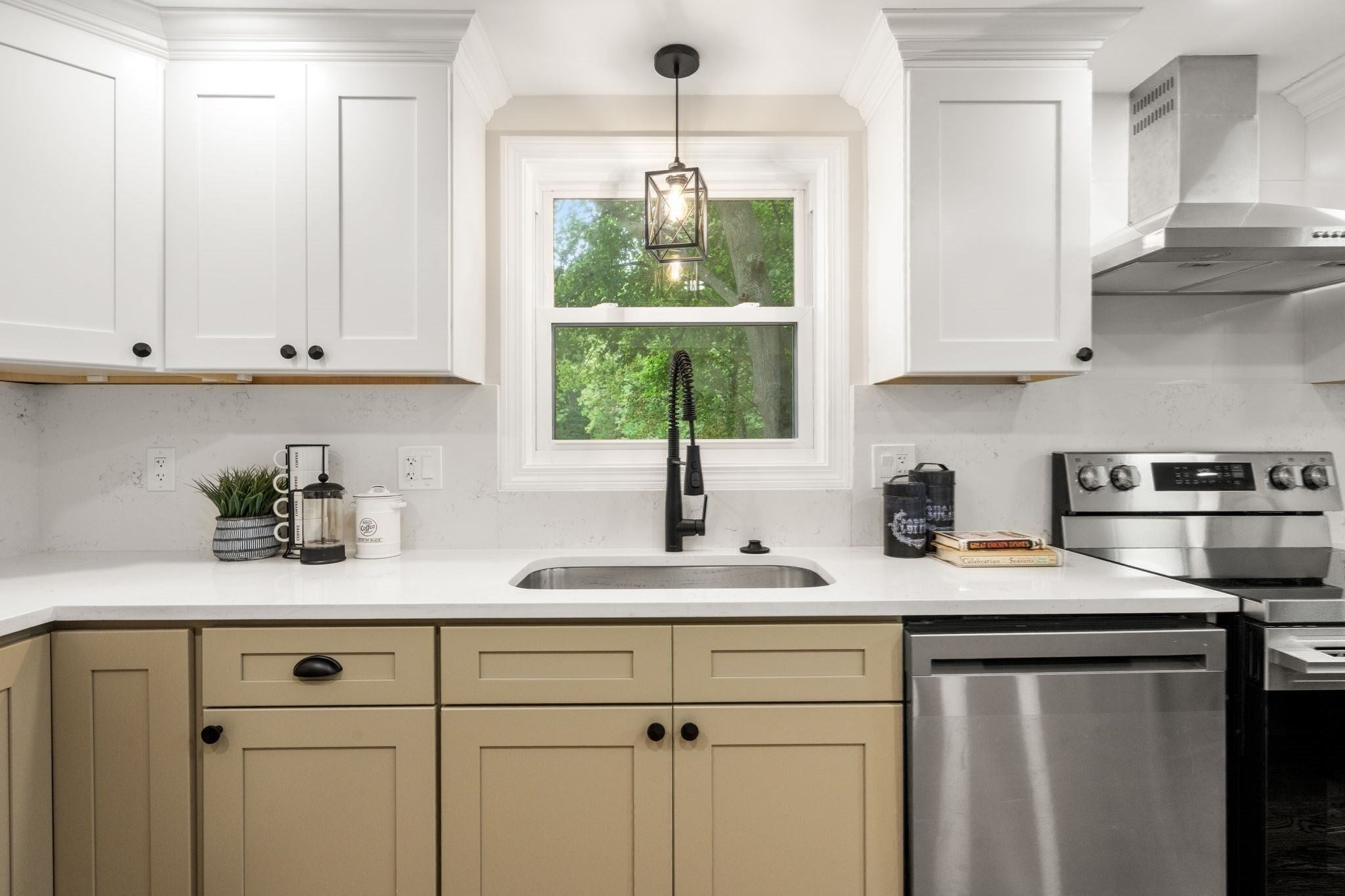 122 York St, Stoughton, MA, 122 York St, Stoughton, MA Photo #13
