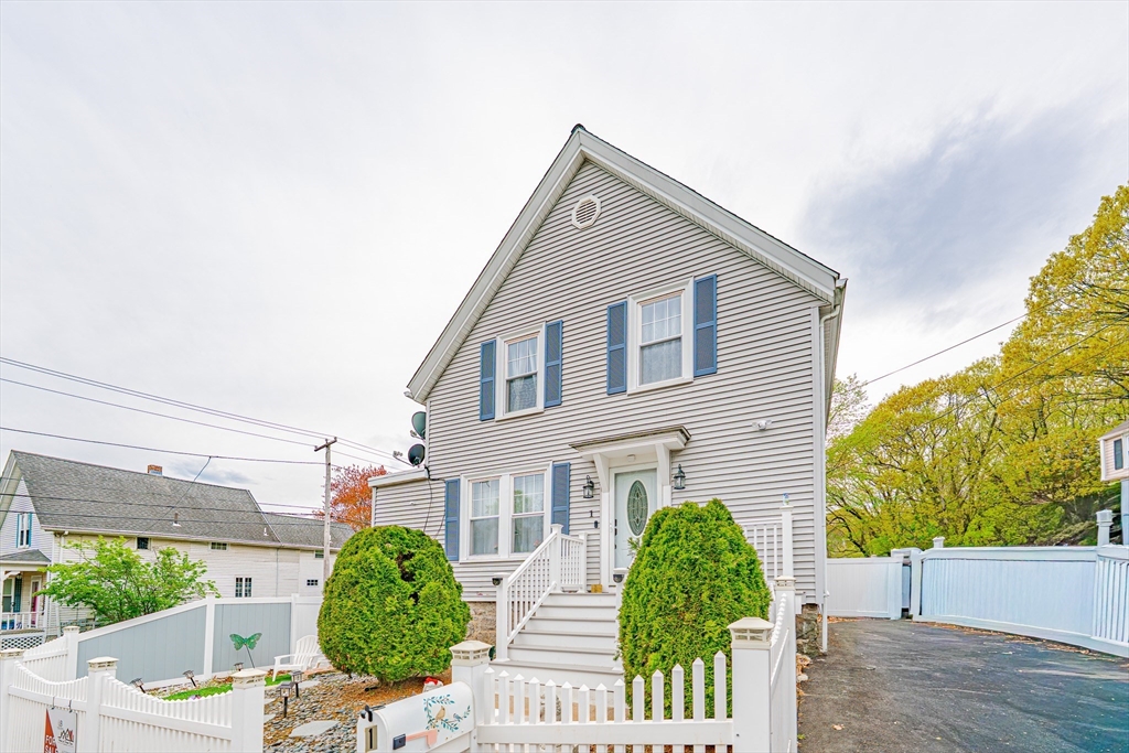1 Rhodes St, Saugus, MA Photo #1