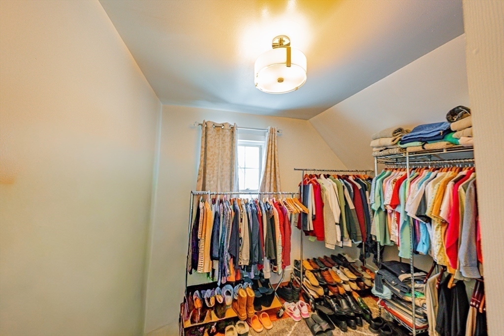 1 Rhodes St, Saugus, MA Photo #23