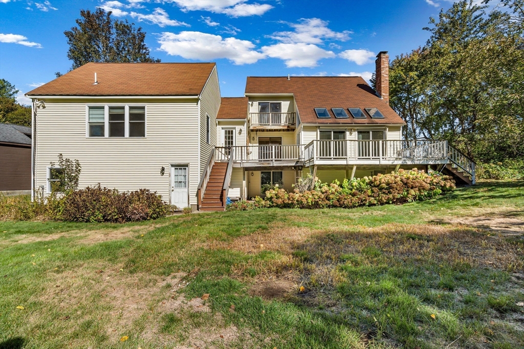 56 Country Ln