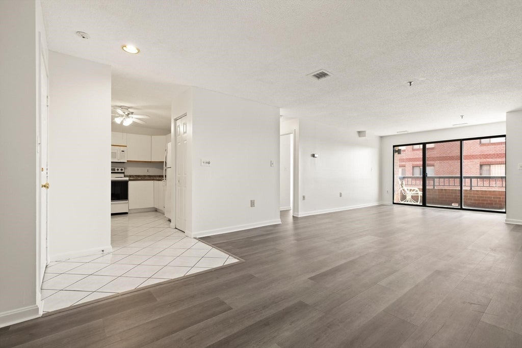 3920 Mystic Valley Pkwy 816