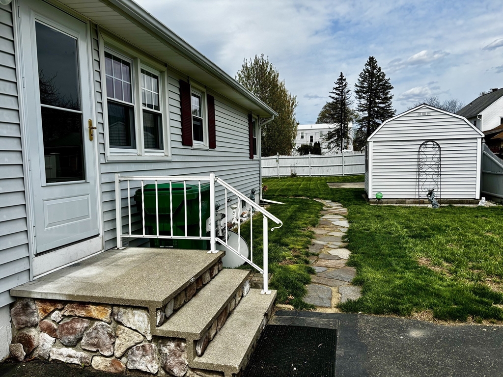 30 Catherine St