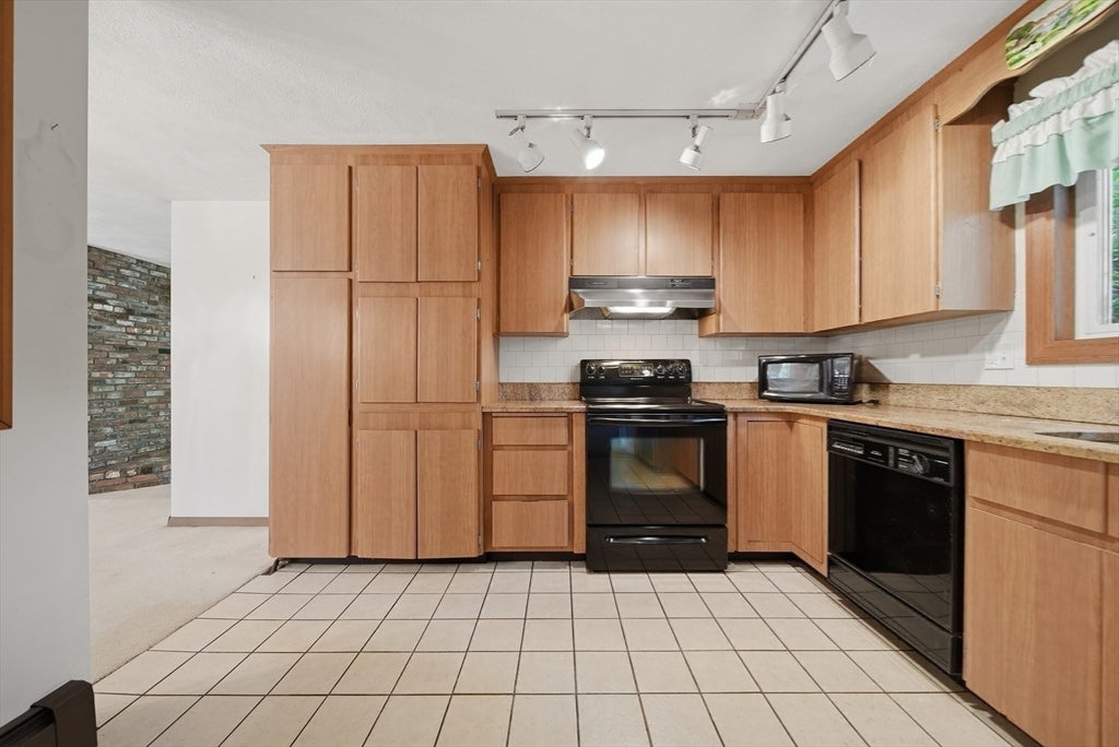 34 Cornell Rd, Danvers, MA, 34 Cornell Rd, Danvers, MA Photo #11