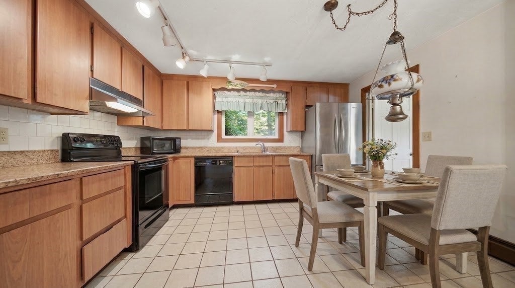 34 Cornell Rd, Danvers, MA, 34 Cornell Rd, Danvers, MA Photo #10