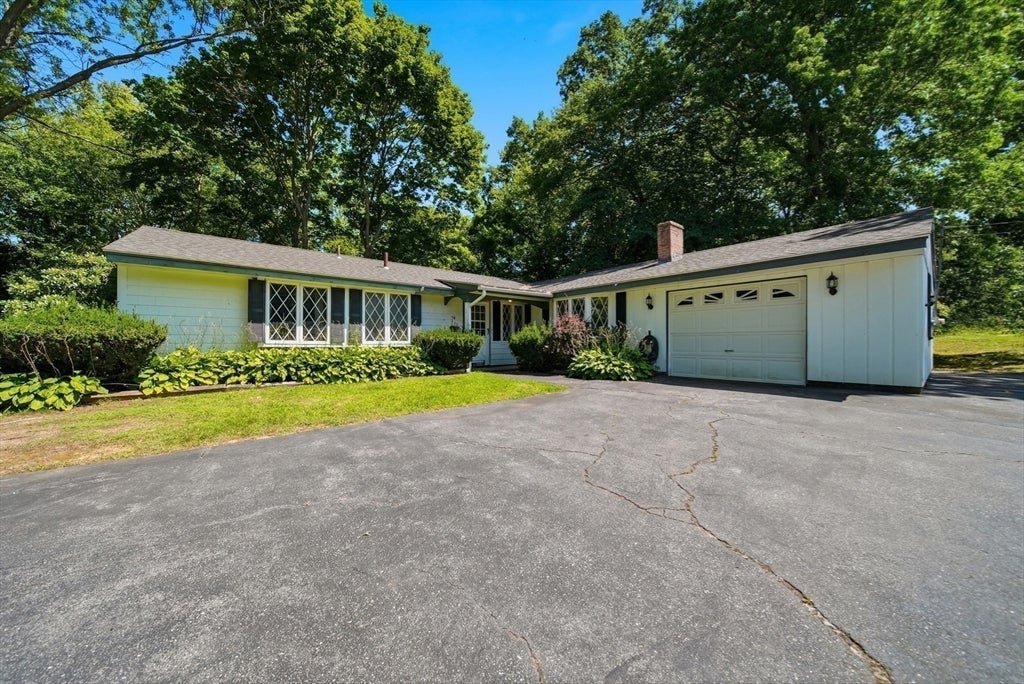 34 Cornell Rd