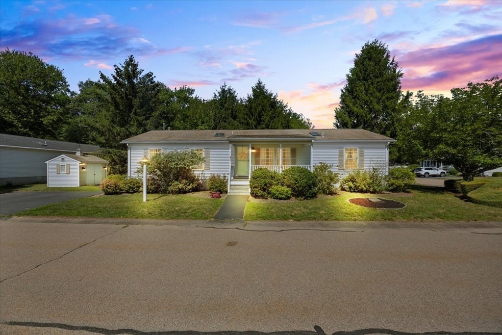 31 Fieldwood Dr