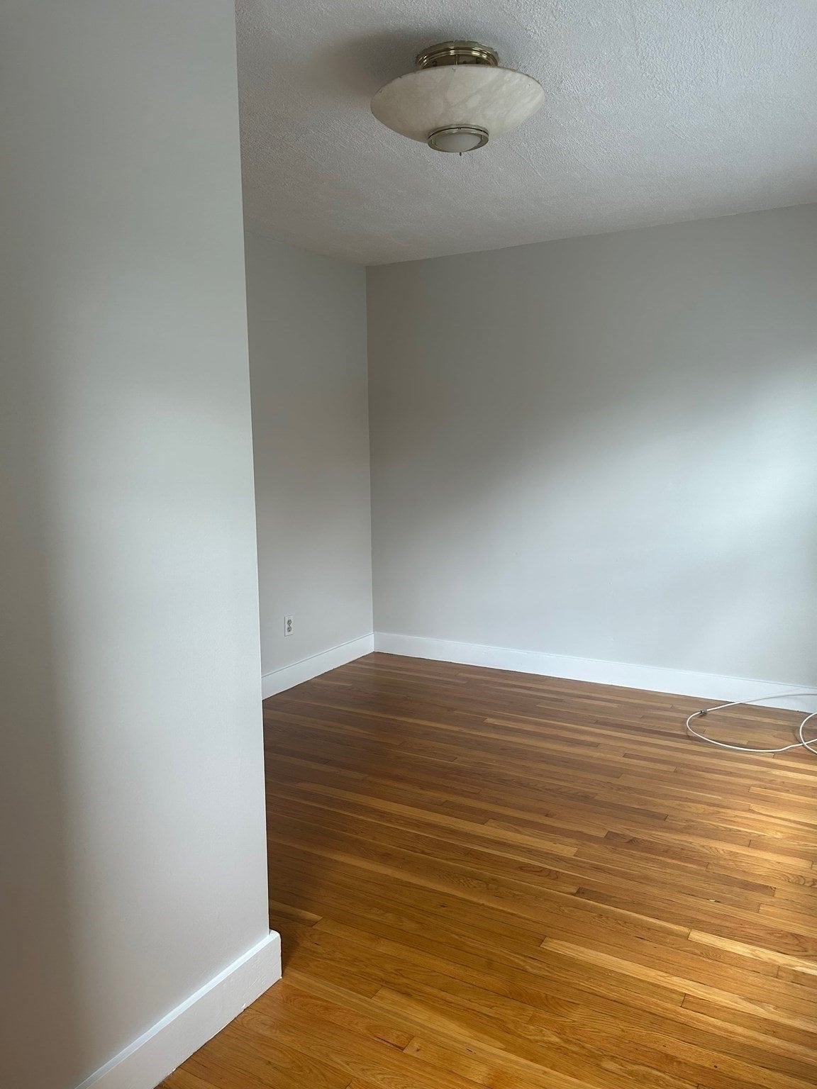 23 Roundy St #2, Beverly, MA, 23 Roundy St #2, Beverly, MA Photo #5