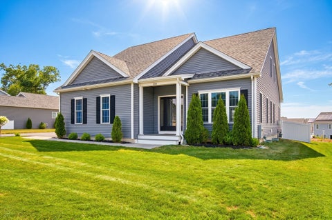 Photo of 208 Crownshield Ave #208, Uxbridge, MA 01569 (MLS # 73551223)
