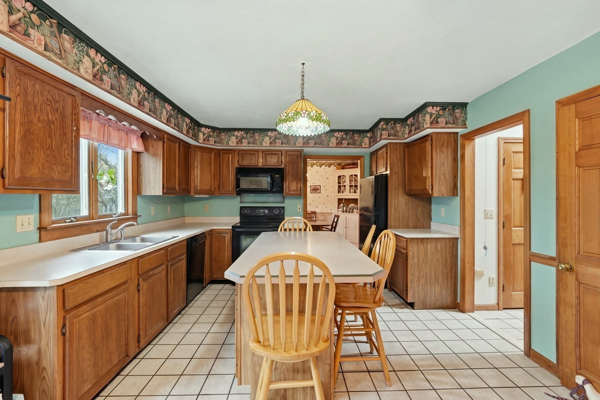 235 Pierce Rd, West Brookfield, MA Photo #4