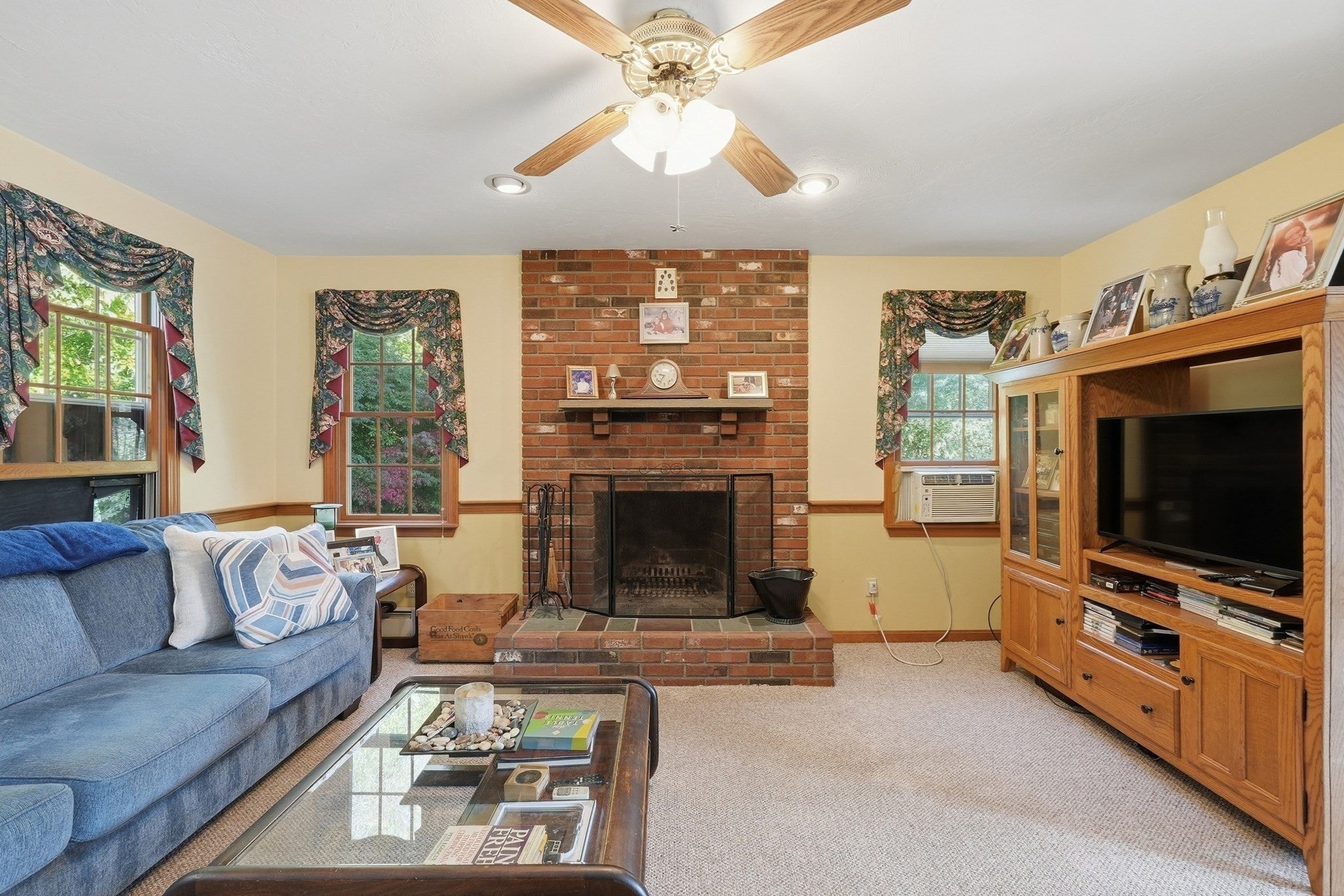 235 Pierce Rd, West Brookfield, MA Photo #10
