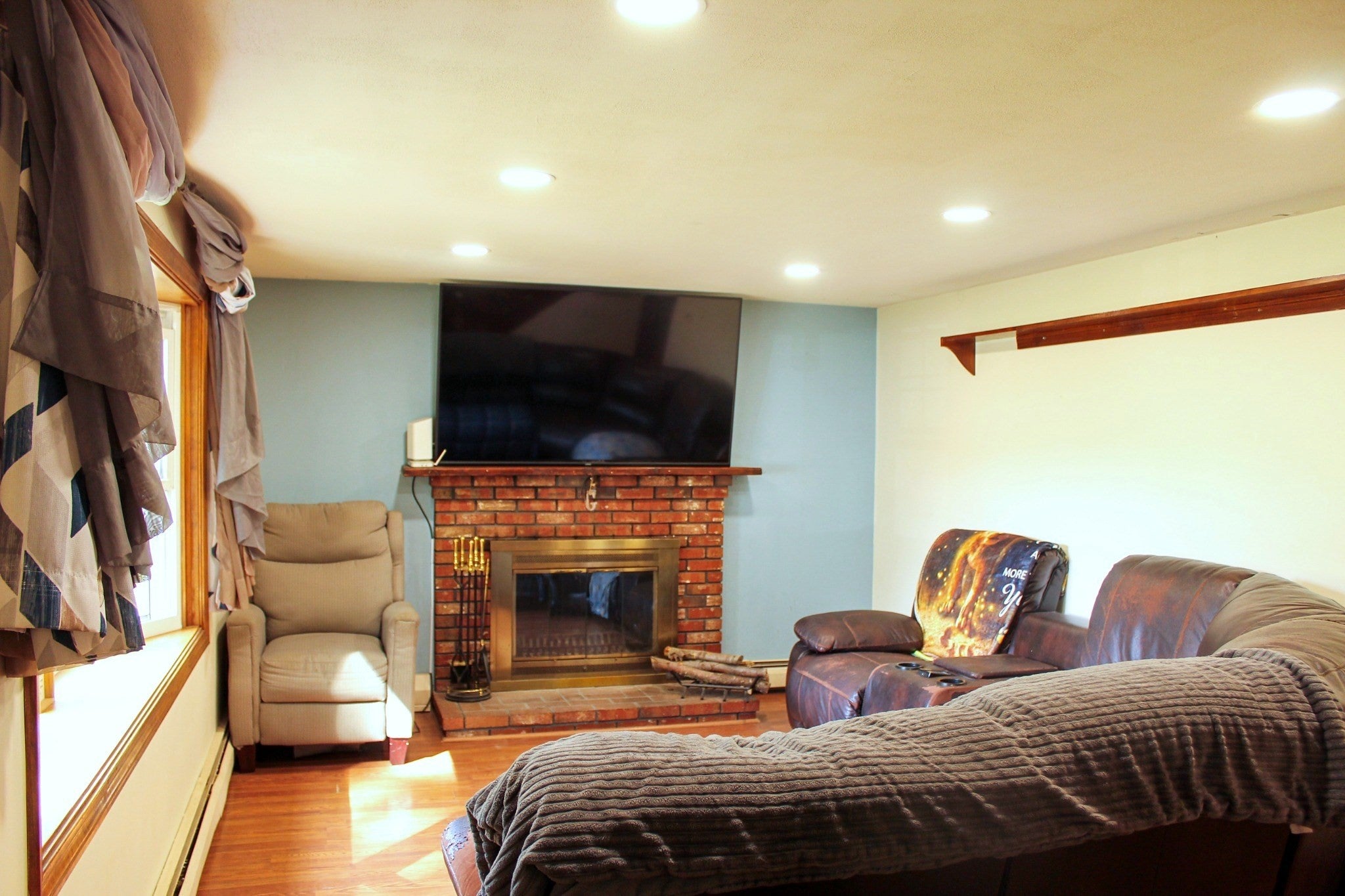 165 Fremont St, Taunton, MA, 165 Fremont St, Taunton, MA Photo #2