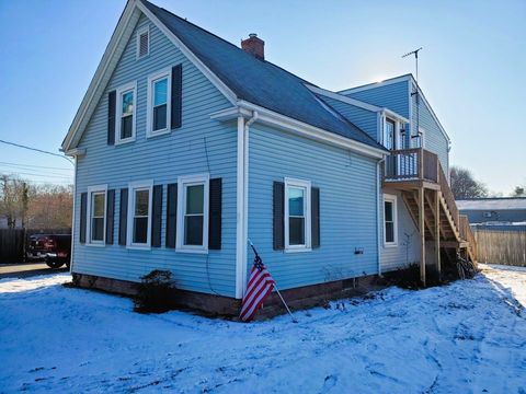 Photo of 392 E. Center St #2, West Bridgewater, MA 02324 (MLS # 73462603)