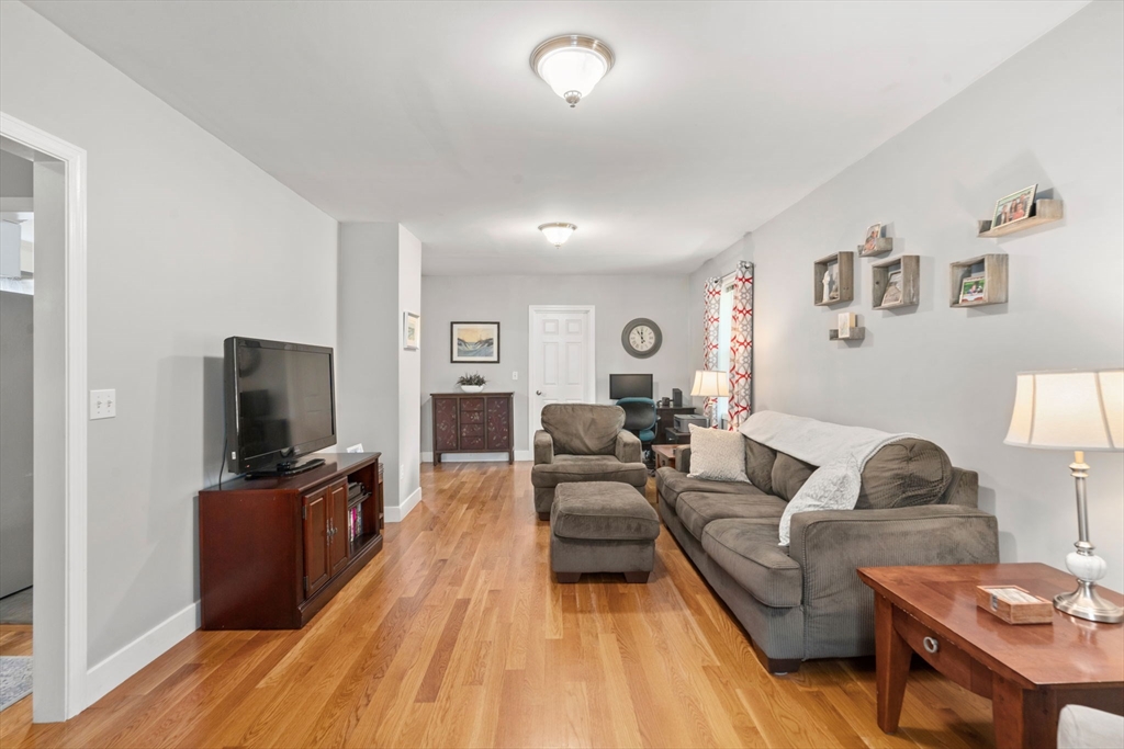 147 Oak