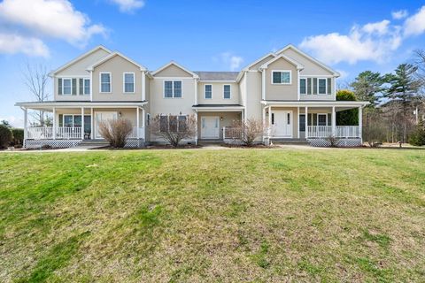 Photo of 25 Ashworth Dr #B, Oxford, MA 01537 (MLS # 73502645)