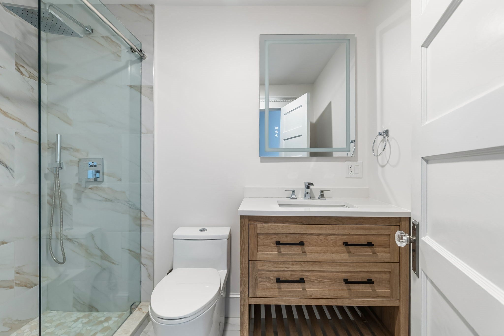 83 Kenmere RD #2, Medford, MA Photo #22