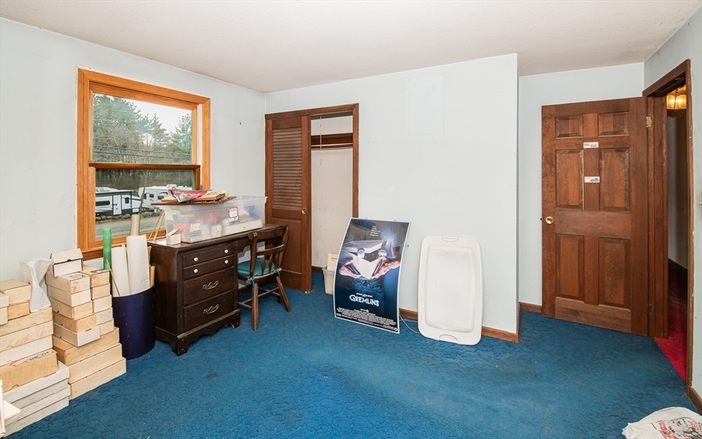 North Andover, Massachusetts 01845, United States, 3 Bedrooms Bedrooms, ,3 BathroomsBathrooms,Residential,Pending,117839