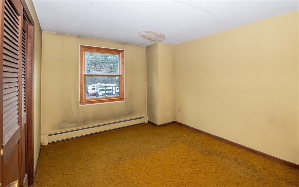 North Andover, Massachusetts 01845, United States, 3 Bedrooms Bedrooms, ,3 BathroomsBathrooms,Residential,Pending,117839