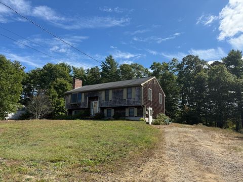 Photo of 269 Purchase St, Middleboro, MA 02346 (MLS # 73453094)