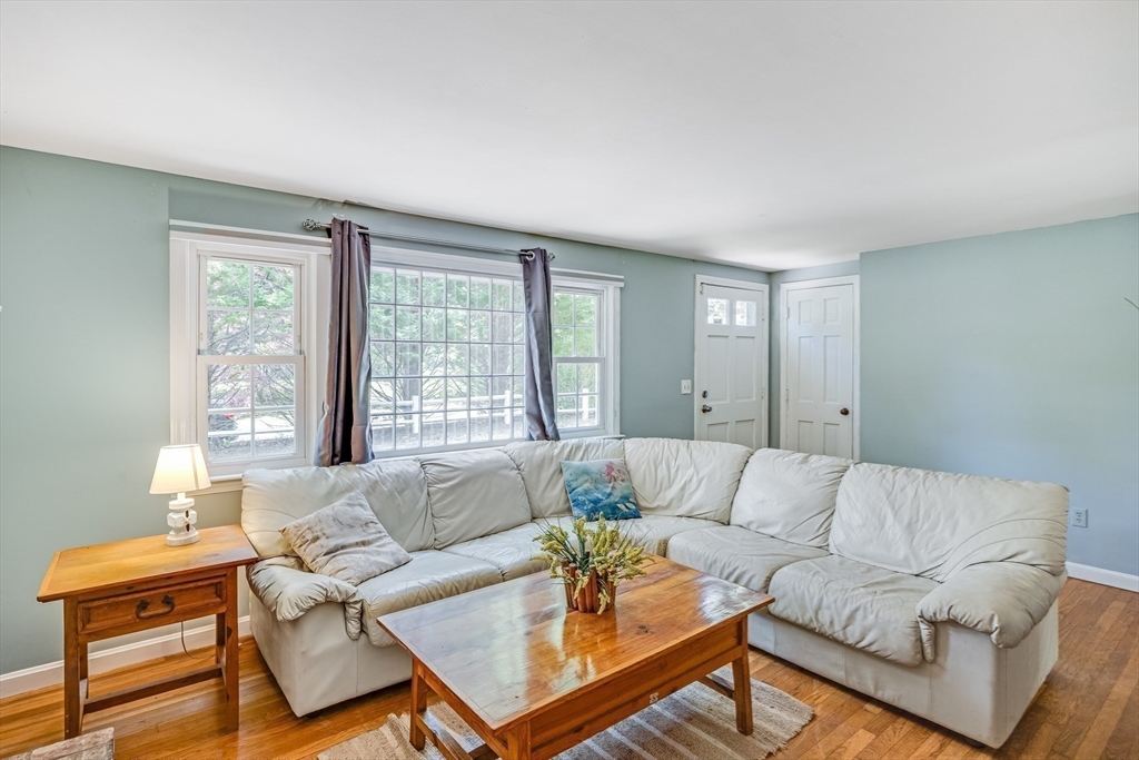 24 Powderhorn Way