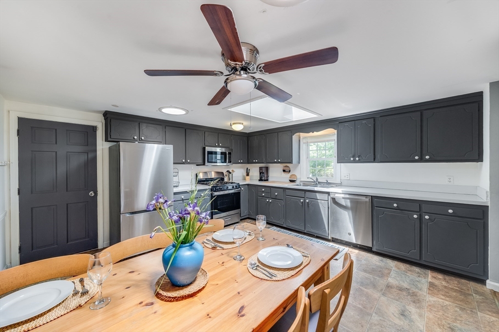 24 Powderhorn Way