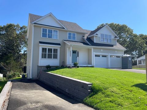 8 Bellmore Road Framingham MA 01702