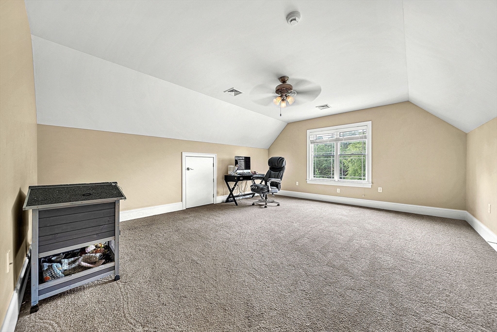 Norfolk, Massachusetts 02056, United States, 4 Bedrooms Bedrooms, ,6 BathroomsBathrooms,Residential,Active,167490