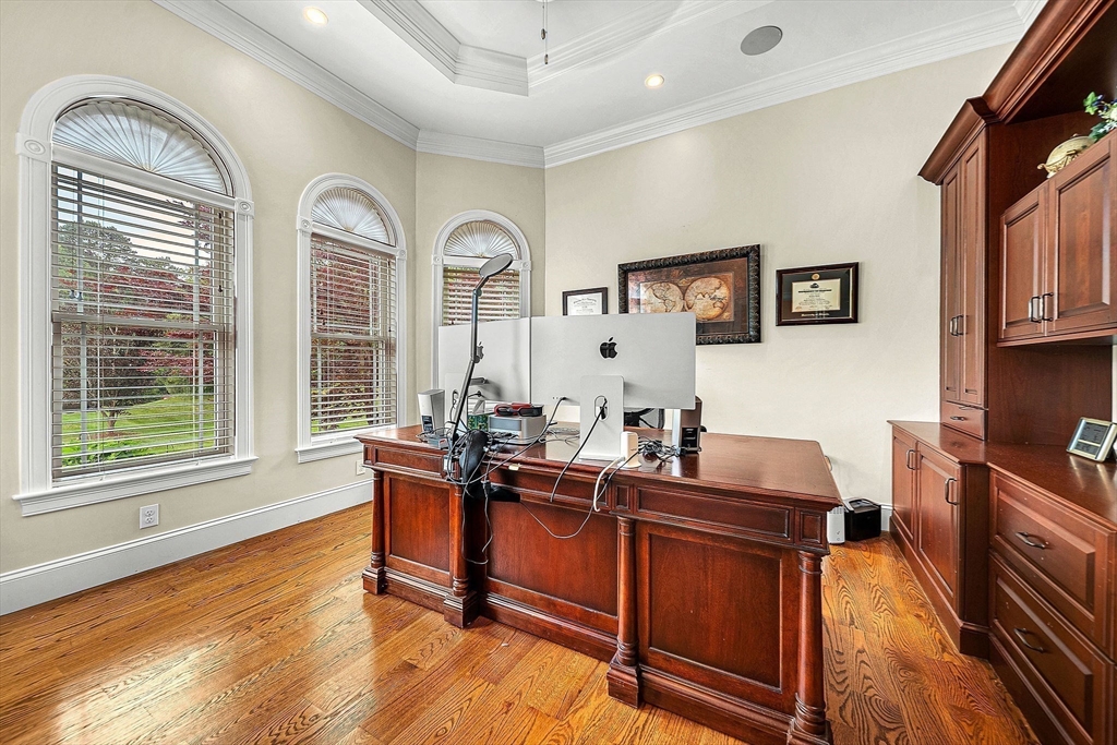 Norfolk, Massachusetts 02056, United States, 4 Bedrooms Bedrooms, ,6 BathroomsBathrooms,Residential,Active,167490