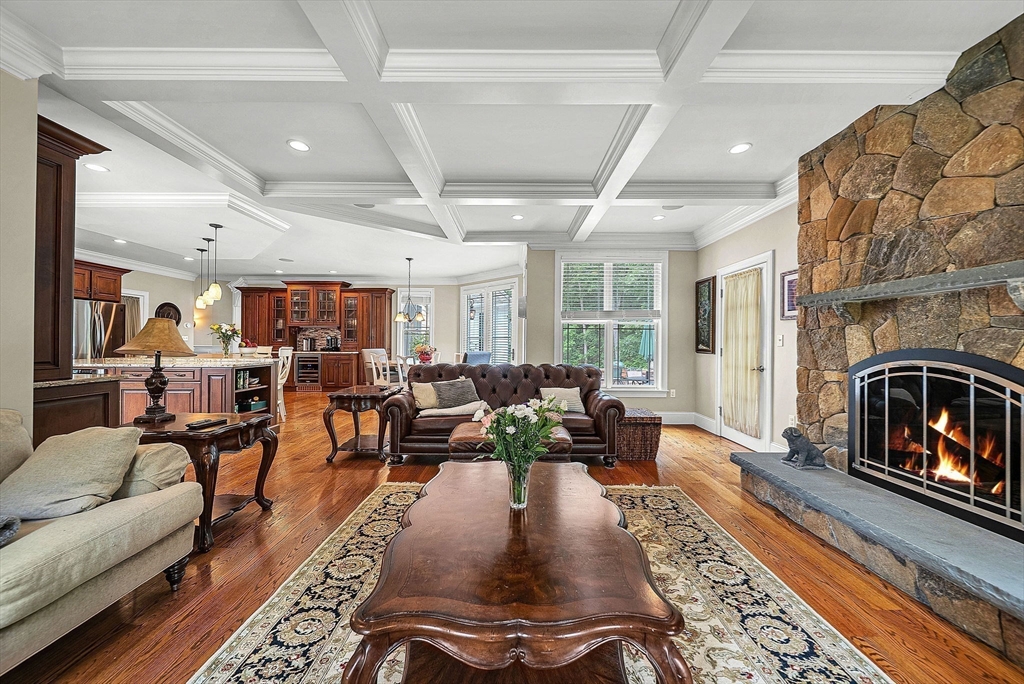 Norfolk, Massachusetts 02056, United States, 4 Bedrooms Bedrooms, ,6 BathroomsBathrooms,Residential,Active,167490