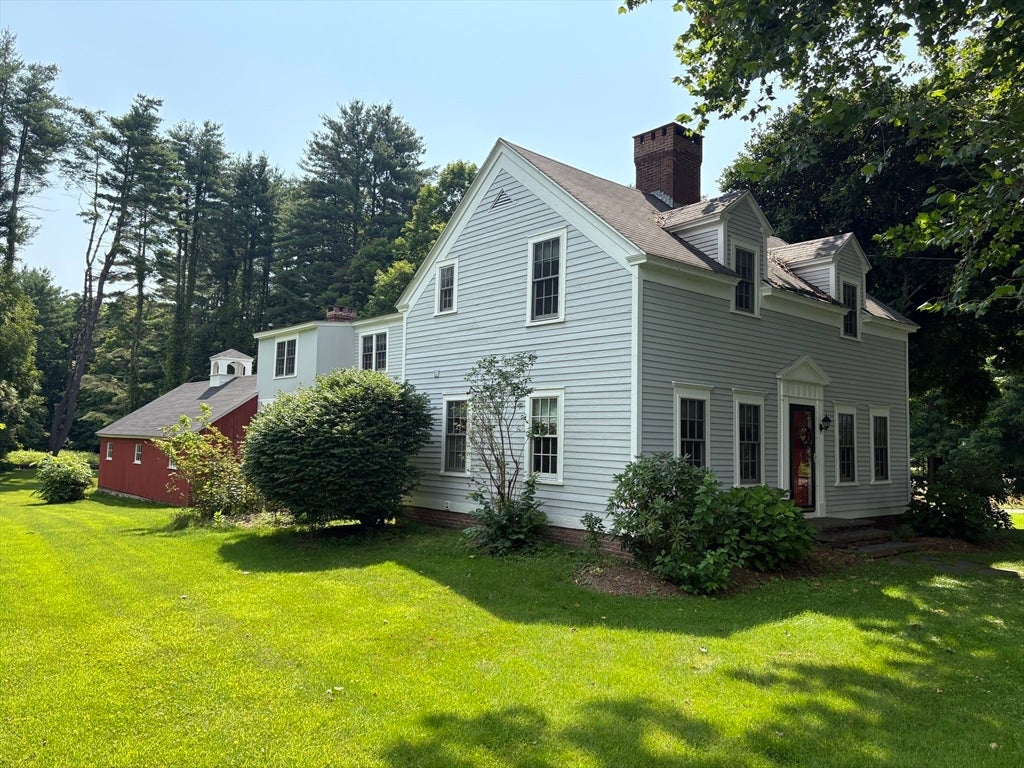 11 Green River Road