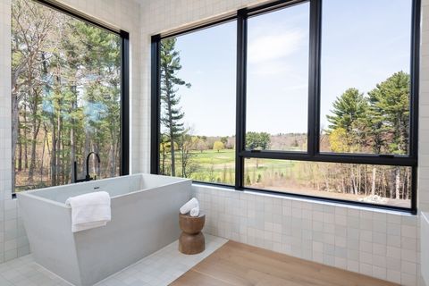 154 Newton Street Weston MA 02493