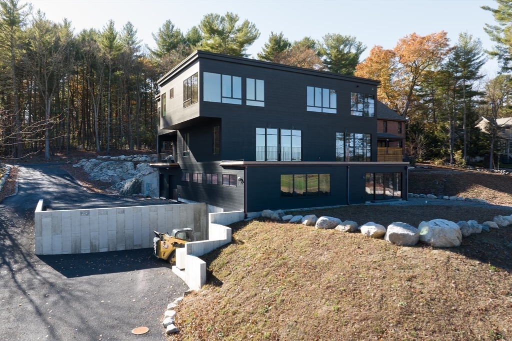154 Newton Street