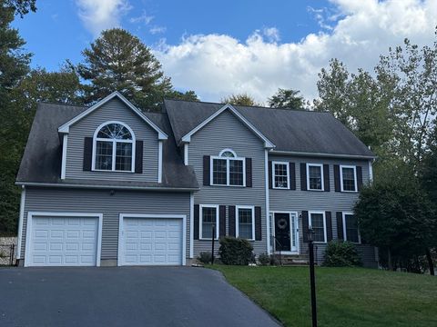 42 Shining Rock Dr Northbridge MA 01534