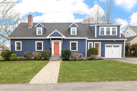 Photo of 4 Greenough Street, Needham, MA 02494 (MLS # 73488369)