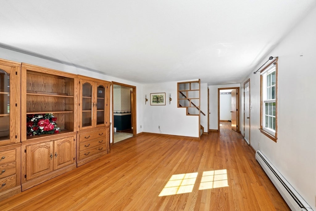 25 Unity Street, Montague, MA, 25 Unity Street, Montague, MA Photo #8